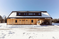 Harazim Karel Architektura - RD Borová Lada: Jednoznačnou předností domu je krásné přírodní okolí