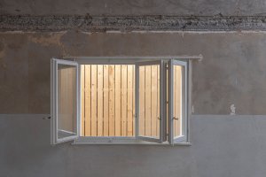 Rodinné komunitní bydlení ve Villy, Madeleine architectes, Studio François Nantermod: Stavba a rekonstrukce objektu