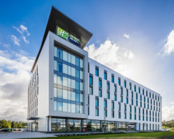 Chapman Taylor, modulární hotel v Anglii, foto