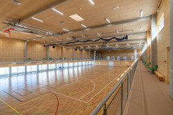 Atelier CMJN: Tělocvična základní školy Chýně