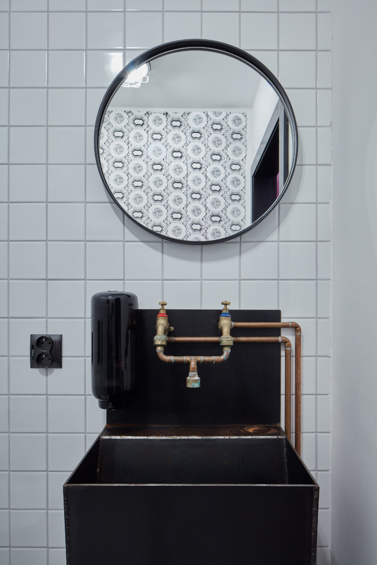 Dentální klinika myTREEDK v Opavě, QARTA Architektura / David Wittassek
