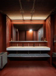 Alma, 
Neuhäusl Hunal