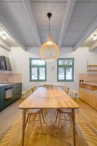 Chata v Jizerských horách od architektky Kateřiny Margoldové