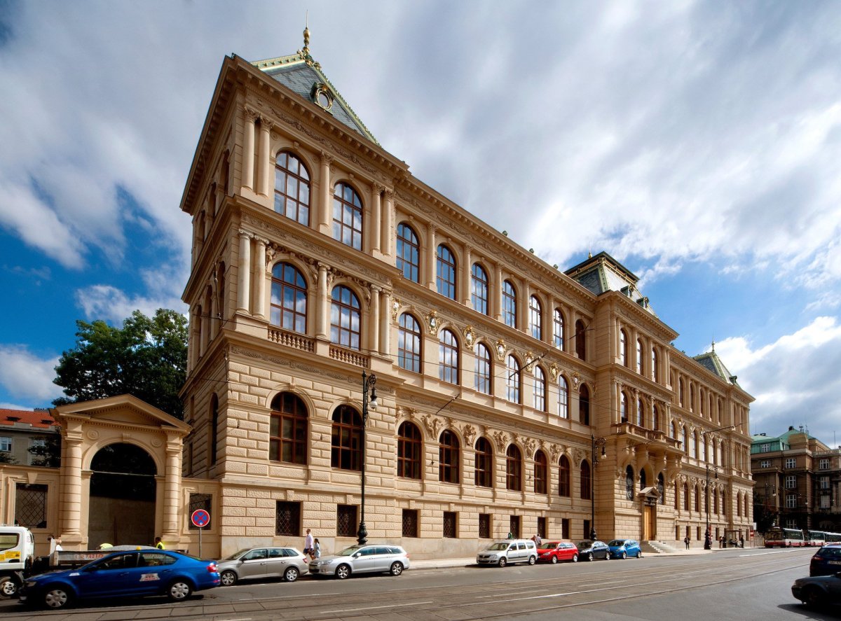 Největší přehlídku designu a módy ve střední Evropě bude hostit pražský Veletržní palác a Uměleckoprůmyslové muzeum