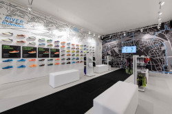 Valentino Colla, Paola Toniato (Nike architects), Olga Pokorná (Olga Pokorná - architekt), Top4Running - foto