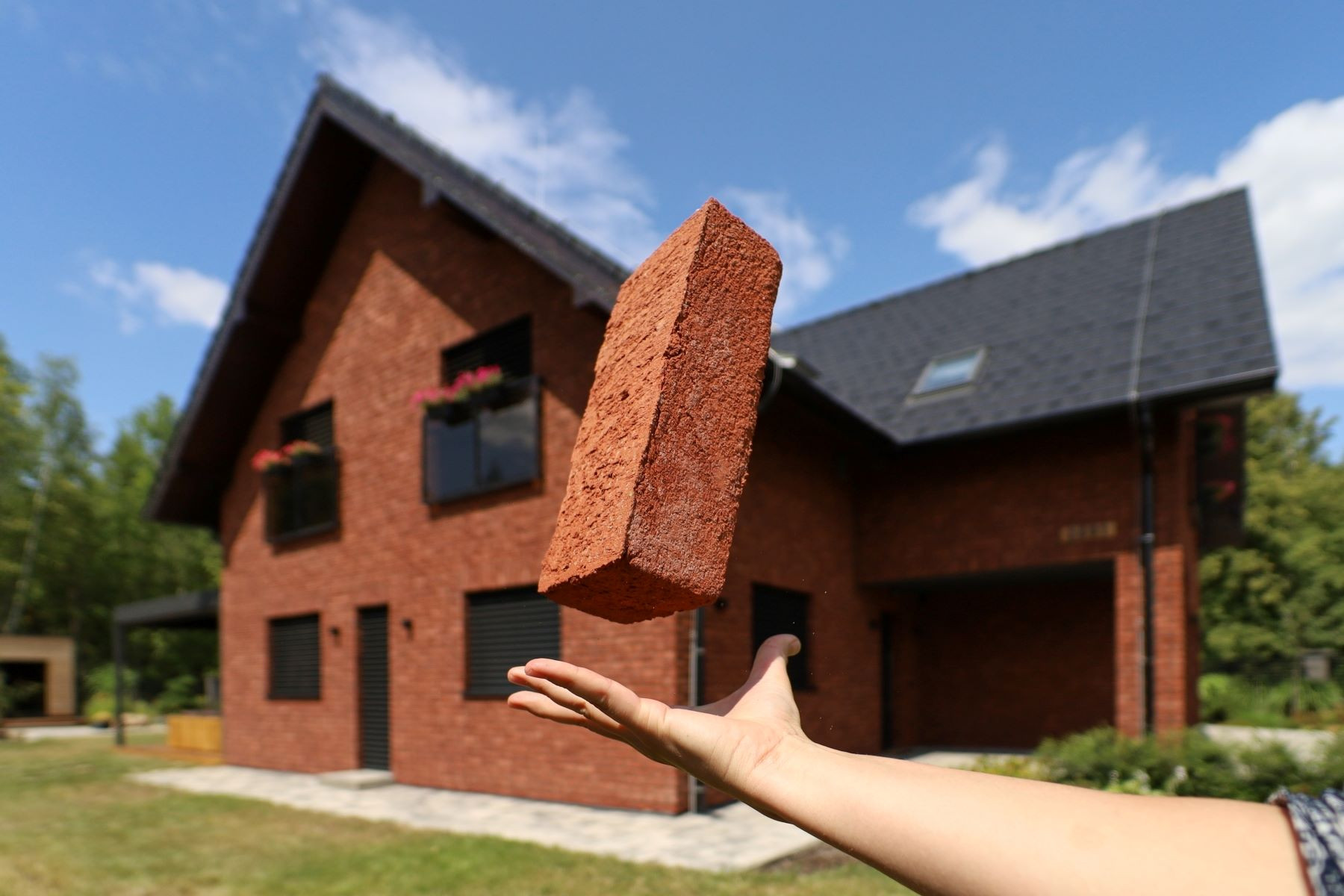 Ražená cihla Röben Formback rot braun