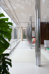 Vila Tugendhat v Brně od Miese van der Rohe na fotografiích Alexandry Timpau