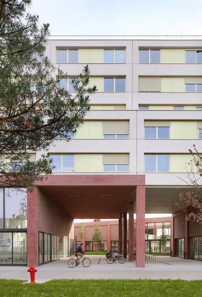 Vysokoškolské koleje Résidence Palaiseau ve Francii, studio 51N4E a Bourbouze & Graindorge