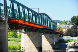 Lávka na železničním mostě v Děčíně