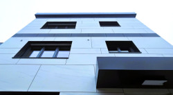 Rodinný dům s keramickou fasádou FRONTEK (Rekonstrukce domu na Vysočině)