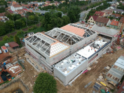 Městská hala Modřice, Atelier bod architekti, ze stavby