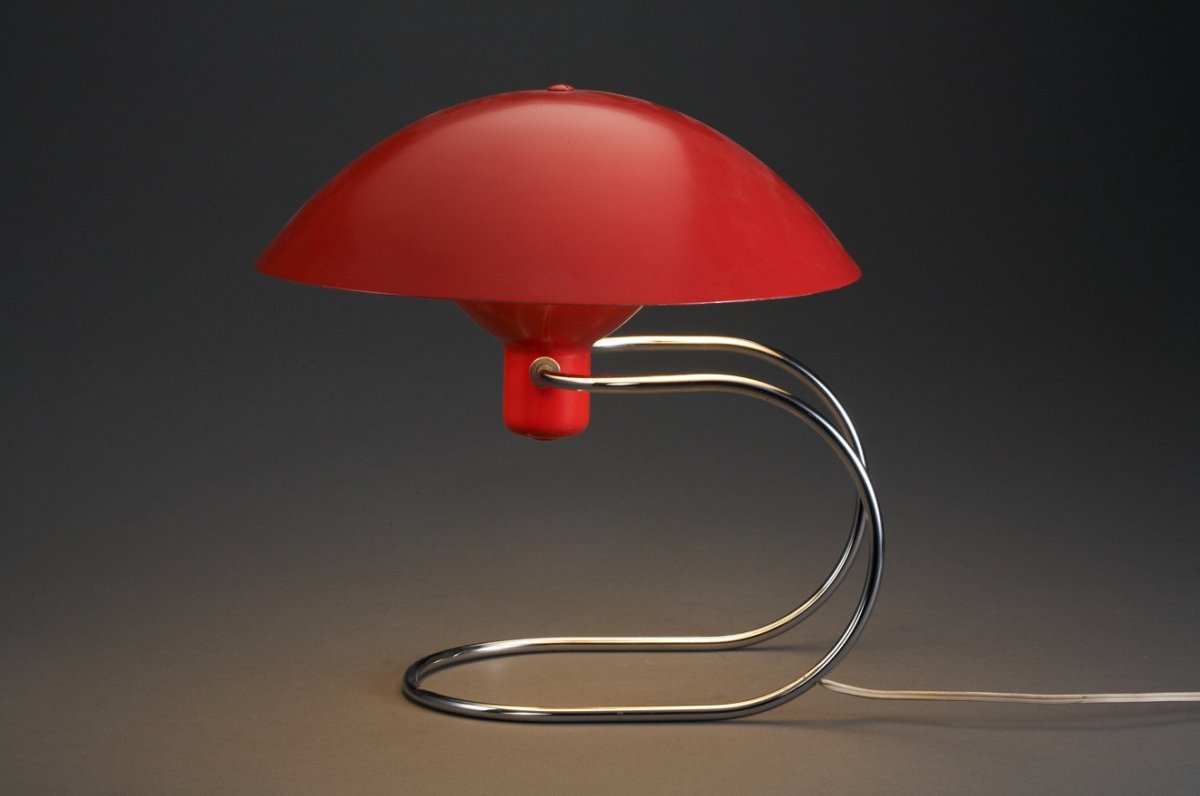 Greta von Nessen, stolní lampa Anywhere, 1952