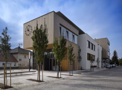 Základní škola v Dobřichovicích, Šafer a Hájek architekti