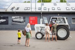 Společnost Egoé vytvořila laboratoř průmyslového designu a centrum veřejného prostoru. Najdete ho na drese Bílovice 519.