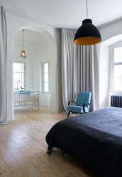 Bydlení v klášteře, Ti architekti