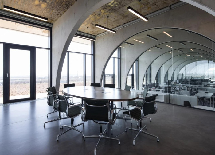 MB-104 PASSIVE ve Vinařství Lahofer v České republice.