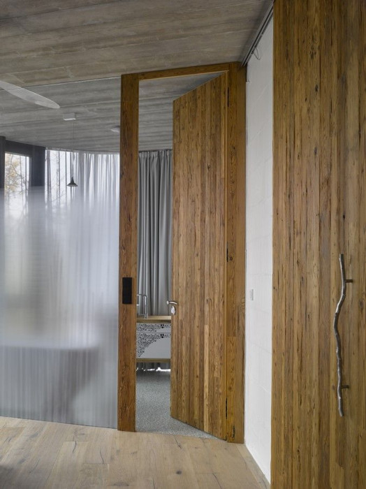 Daniela Polubědovová, Rodinný dům Srdce