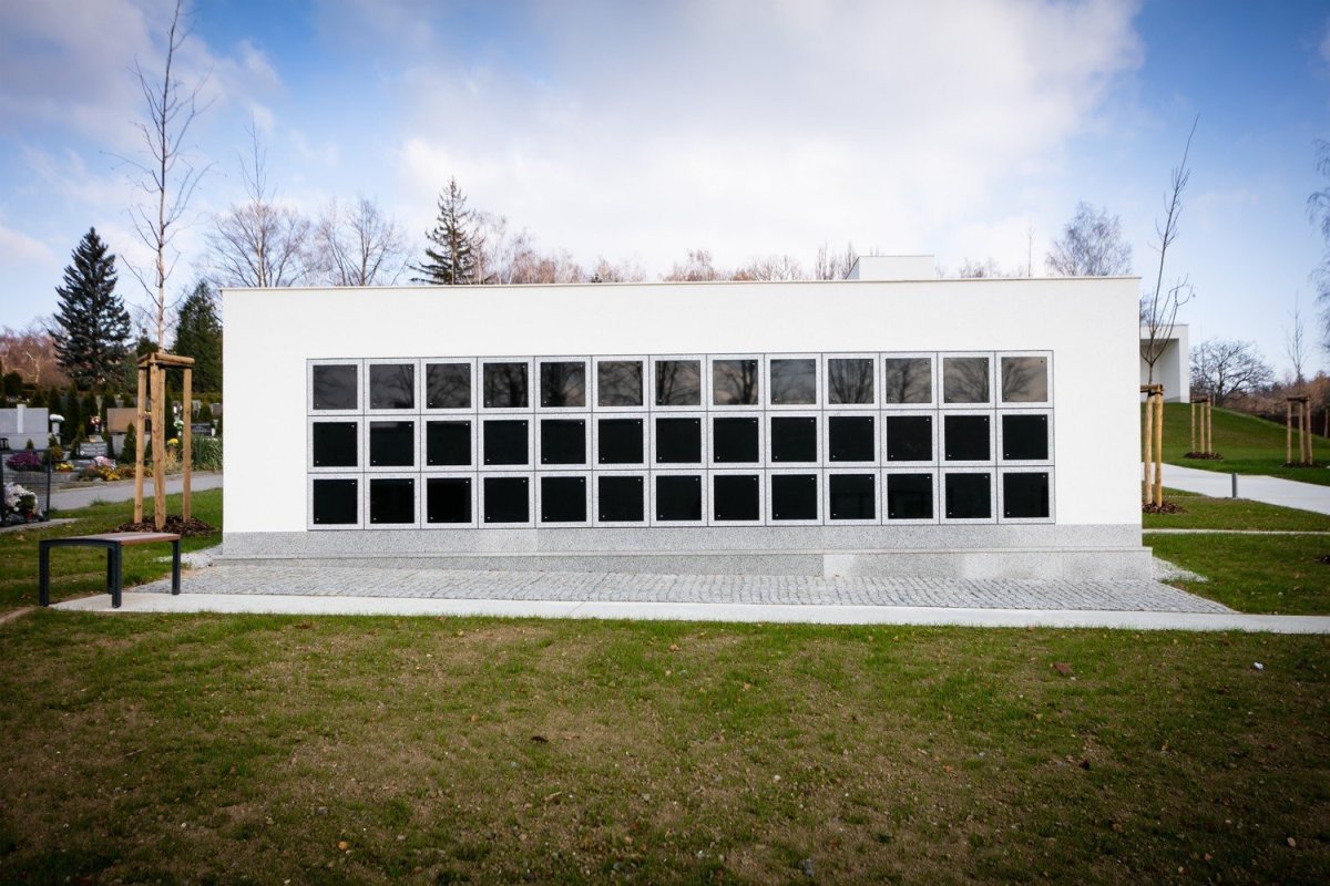 Smuteční obřadní síň Valašské Meziříčí, archislužba.cz