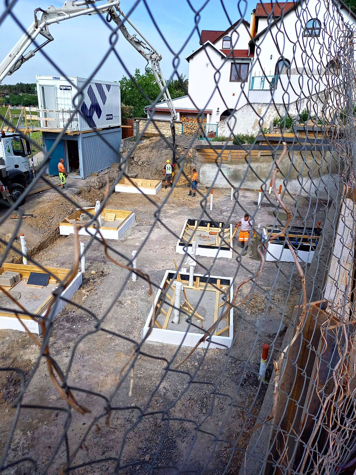 Betonování podkladového betonu