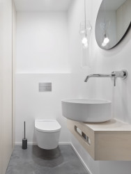 Interiér mezonetového bytu v Praze-Podolí, SMLXL