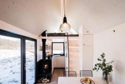 ARTIKUL architekti, Mobile Hut,