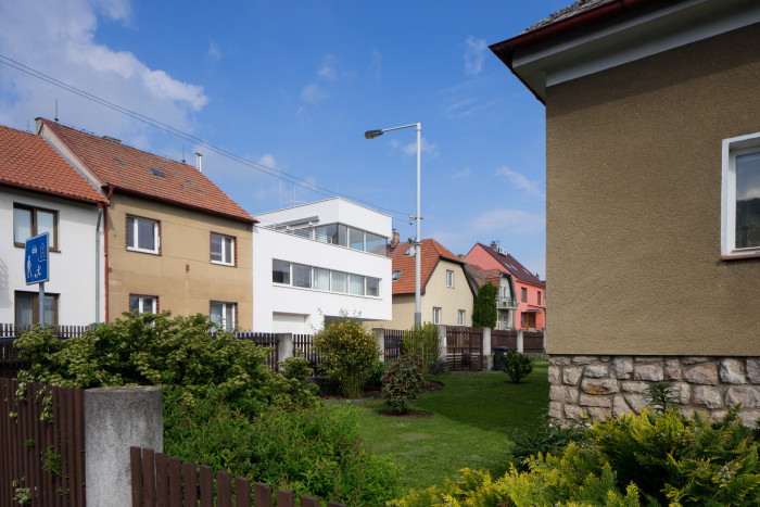 Rodinný dům v Praze-Zbraslavi, Mimosa architekti