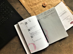 Upcyklovaná obálka.