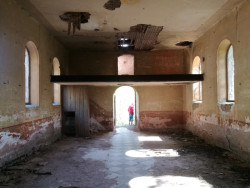 Rekonstrukce kostela sv. Josefa ve Slavětíně, ATELIER TSUNAMI: Stav kostela sv. Josefa před rekonstrukcí