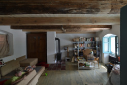 Rekonstrukce rodinného domu v Černošicích, 3+1 architekti