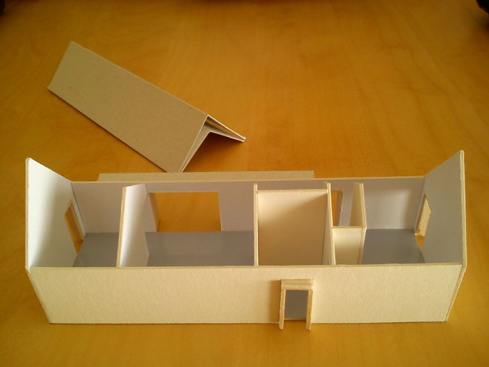 Jaro Krobot architekt, Drevodom v Lučatíne, model – foto