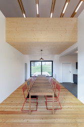 Rekonstrukce firemního sídla mmcité+ v Polsku, Kamil Mrva Architects