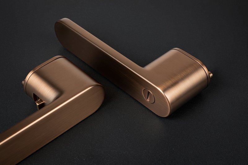 MPK Impressa Switch Lock - interiérová klika s integrovaným uzamykáním