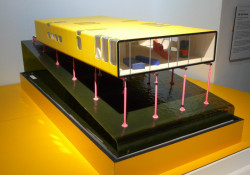 Model Zip-Up House, 1967−69