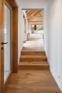Lukáš Janout Architects jsou autory archetypálního rodinného domu v západních Čechách