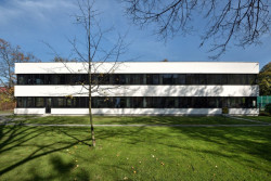 Restless, Atelier38,