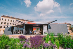 KAM, Modulární čekárna, Brno - foto