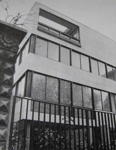 Zdeněk Kuna: Československý zastupitelský úřad, Milán, 1971 až 1976, dobová fotografie. Zdeněk Kuna: Československý zastupitelský úřad, Milán, 1971 až 1976, dobová fotografie.