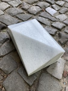 Ve čtvrtek 2. března se v nových prostorách Technologického centra UMPRUM Mikulandská uskuteční dialog architekta Thomase Burlona a umělce Bernda Trasbergera