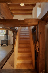 Proměna hospodářské usedlosti s mlýnem na Slovensku od RDTH architekti