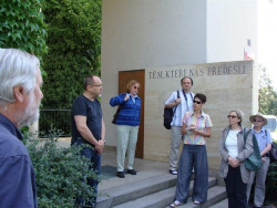 Architekt Miroslav Cikán a Psí vycházníci – foto