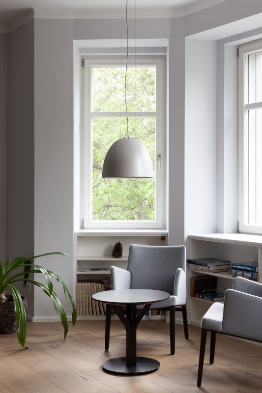 Rekonstrukce vily na Ořechovce v Praze, monom architekti