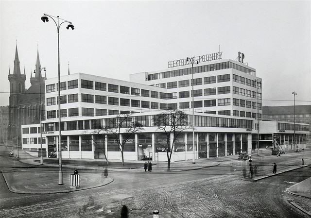 Benš, Elektrické podniky - foto