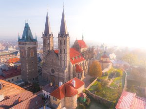 Rekonstruovala se taky samostatně stojící věž z 16. století.