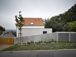 Jaroušek Rochová architekti, RD v Brně-Žebětíně - foto