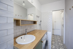 Rekonstrukce bytu v Dejvicích, koupelna