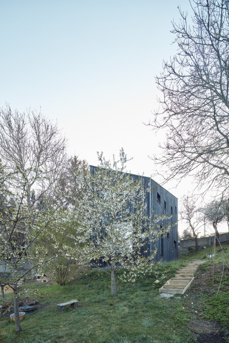 Rodinný dům Zadní Třebaň, 0,5 Studio/ Pavel Nový a Vít Svoboda