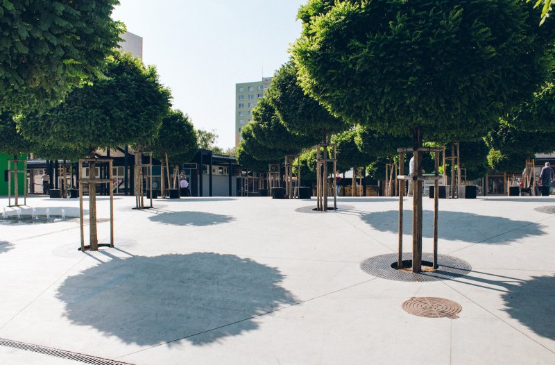 Revitalizace vnitřního prostoru nákupního střediska Centrum v Prešově, zerozero.