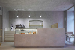 Interiér vinárny WineList od studia Collarch