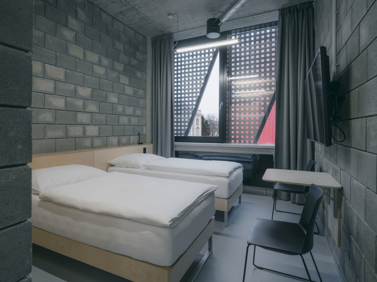 Fotografie z hotelu (Horácká multifunkční aréna; Chybik + Kristof)