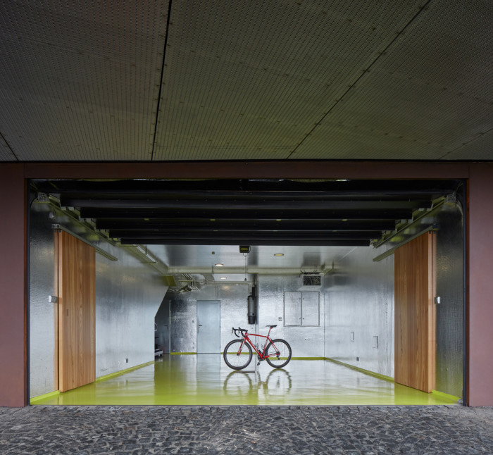 Lazy House, petrjanda/brainwork